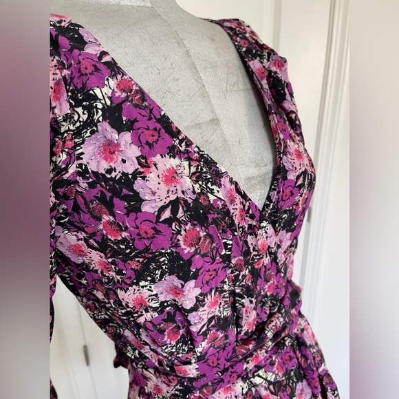 ROTATE FLORAL PRINT WRAP MINI DRESS LONG SLEEVE LIKE NEW WORN ONCE - Picture 5 of 10